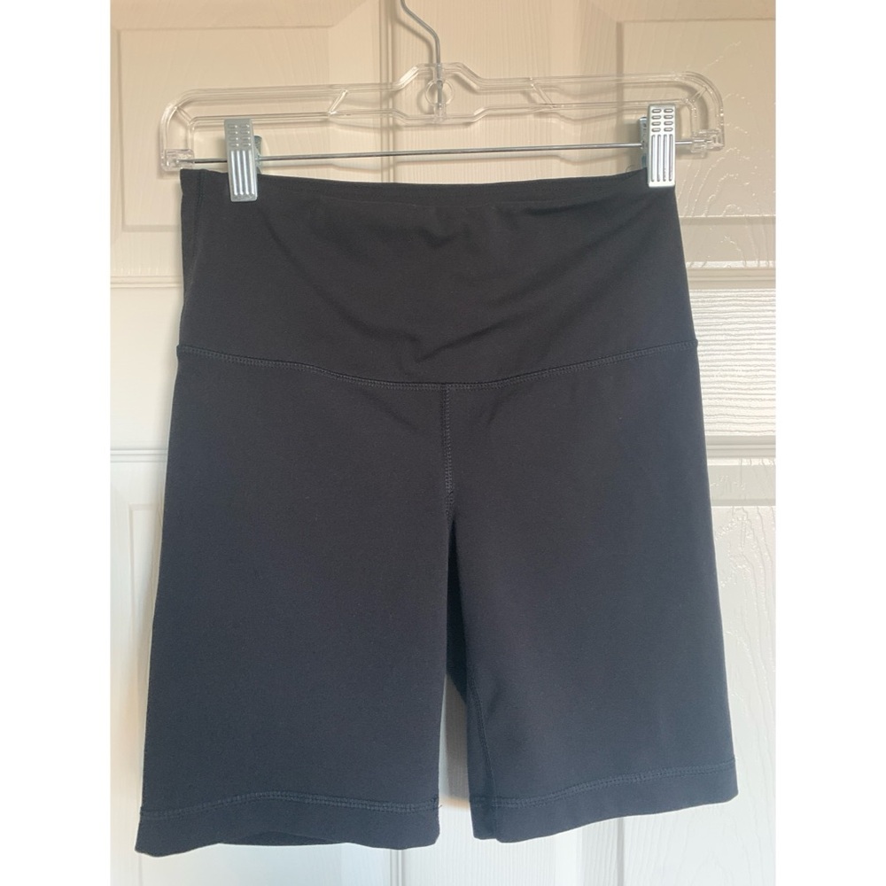 Yogalicious Lux Shorts Women’s Size Small